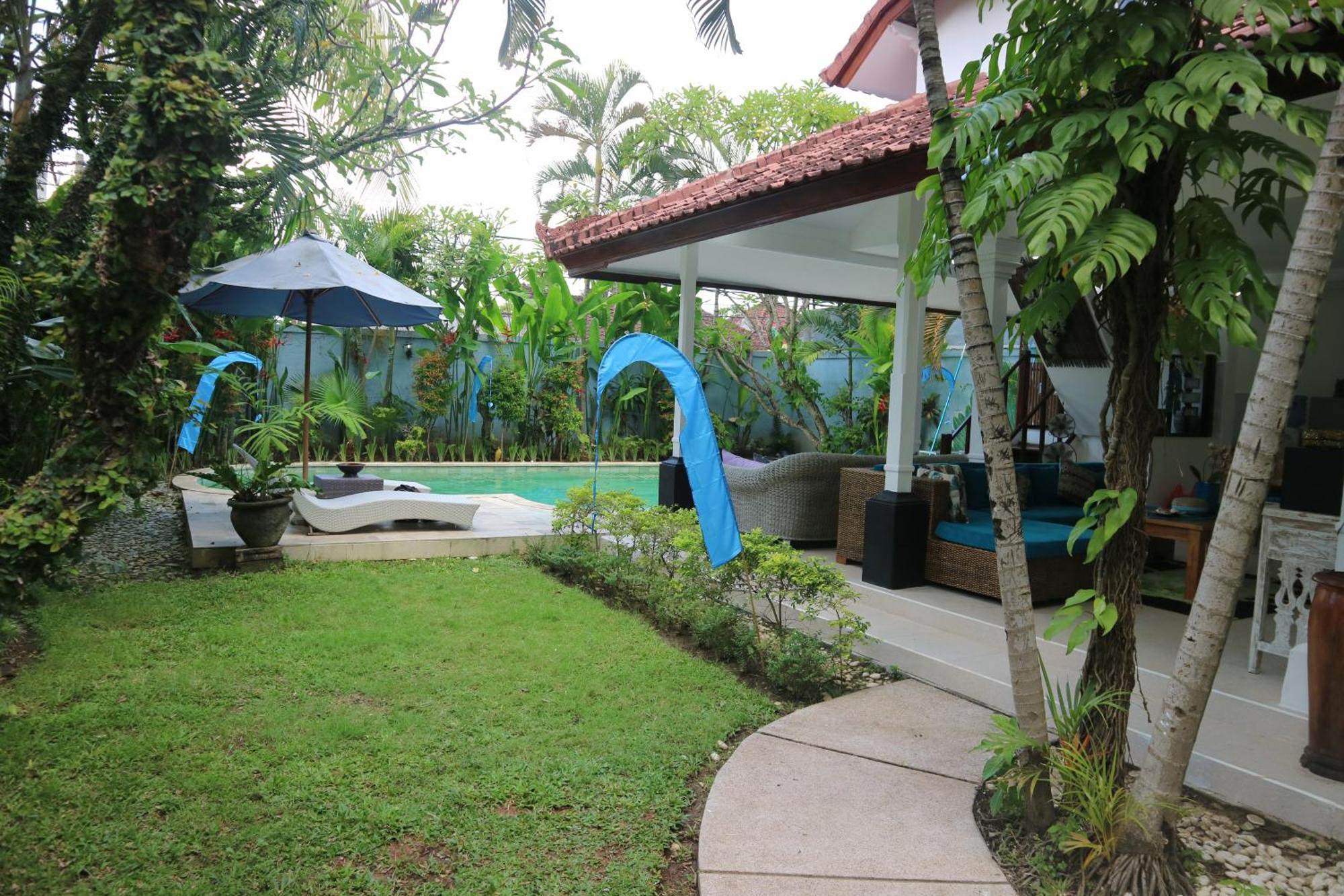 Villa Alam Biru Gardenia Seminyak  Luaran gambar